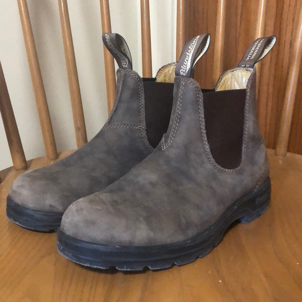 Trendy semi worn boots (essentially unisex)
